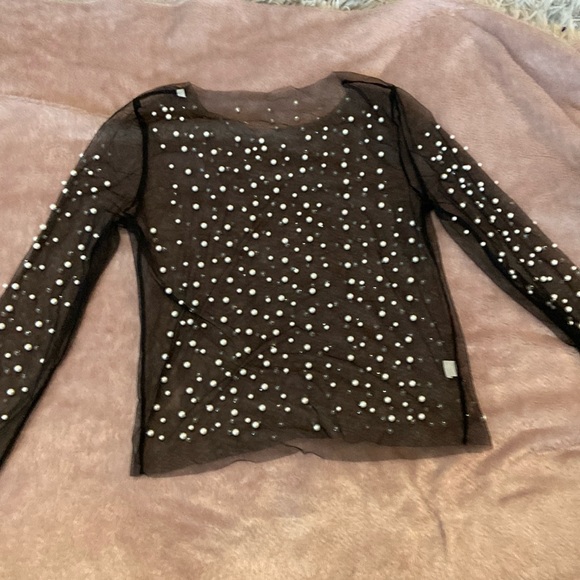Pearl mesh top - Picture 1 of 2